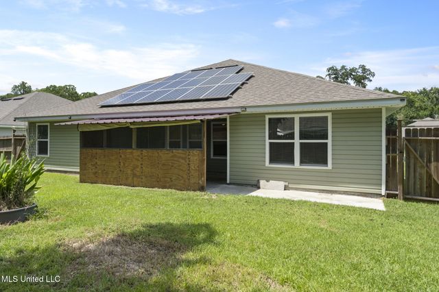 211 Hawthorne Drive, Long Beach, MS 39560