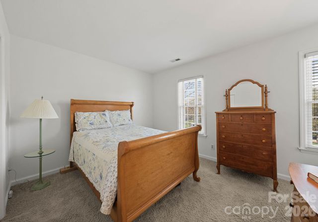 5221 Summer Gate Drive, Charlotte, NC 28226