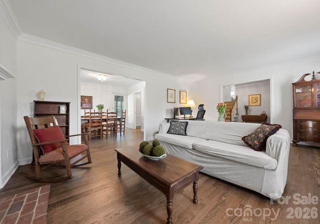 5221 Summer Gate Drive, Charlotte, NC 28226