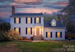 5221 Summer Gate Drive, Charlotte, NC 28226