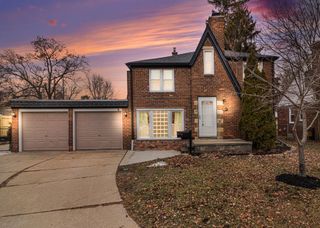 6953 Mayburn Street, Dearborn Heights, MI 48127