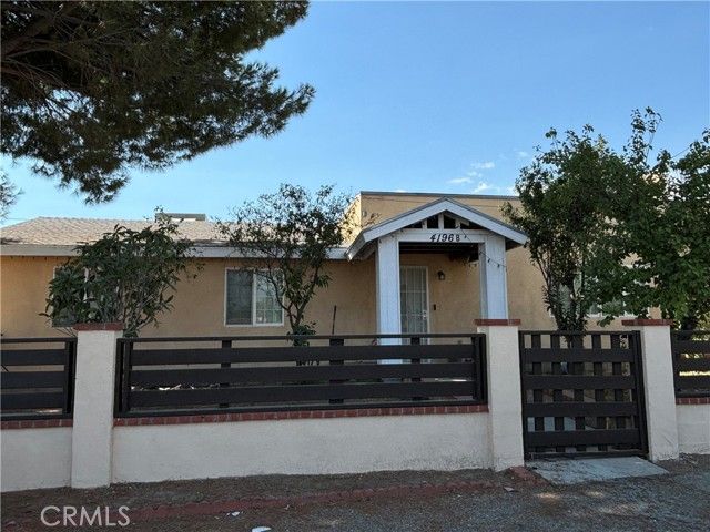 4196 N 3rd Avenue, San Bernardino, CA 92407