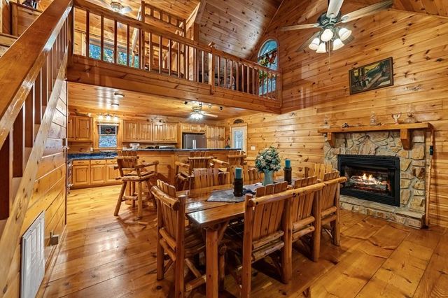 120 N Riverview Lane, Ellijay, GA 30536