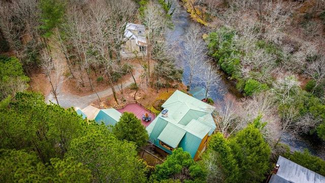 120 N Riverview Lane, Ellijay, GA 30536