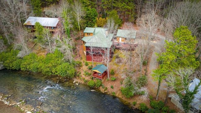 120 N Riverview Lane, Ellijay, GA 30536