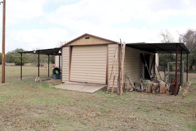 8520 Brewer Lane, Salado, TX 76571