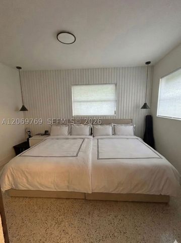 5450 SW 55th Ave 2, Davie, FL 33314