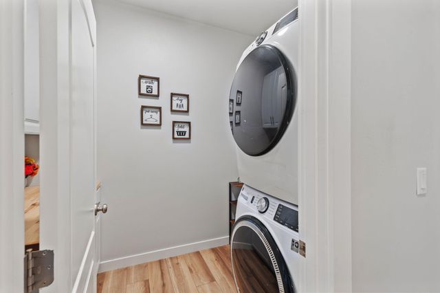 707 Wards Creek Road, Rogue River, OR 97537