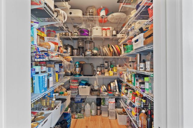 707 Wards Creek Road, Rogue River, OR 97537