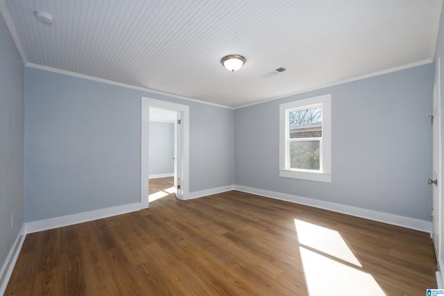 513 1ST AVENUE, Bessemer, AL 35020