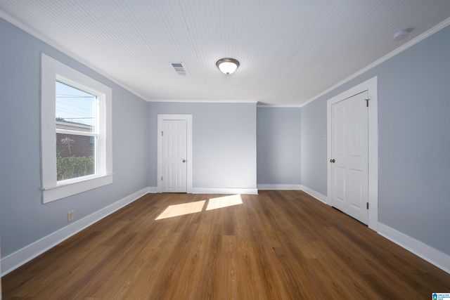 513 1ST AVENUE, Bessemer, AL 35020