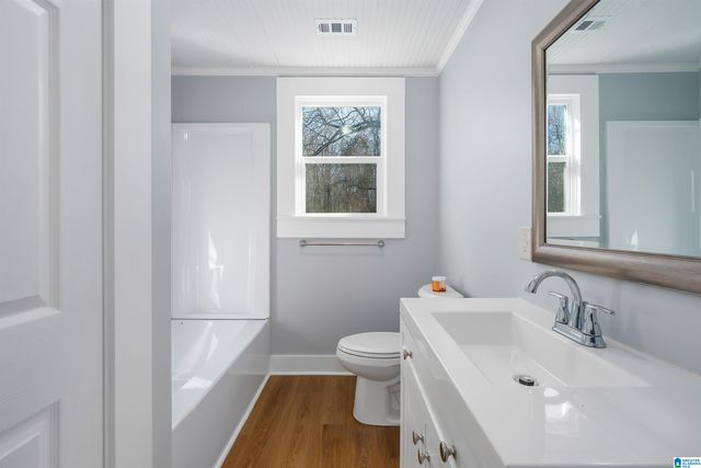 513 1ST AVENUE, Bessemer, AL 35020