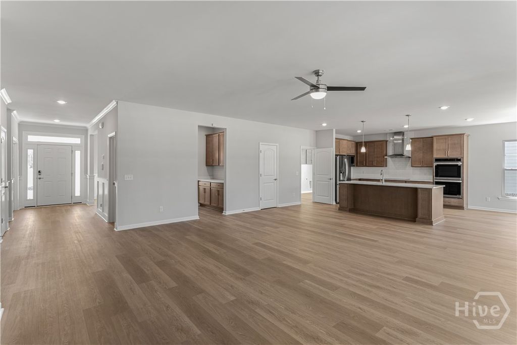 Image 5 of property listing at 174 Champlain Drive, Pooler, GA 31322