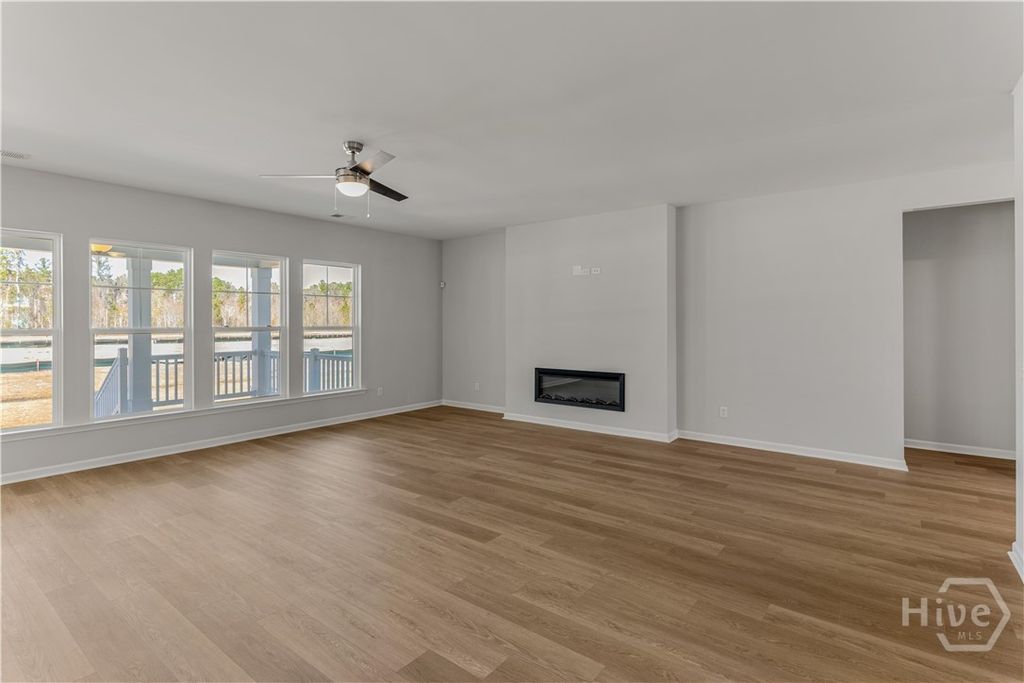 Image 7 of property listing at 174 Champlain Drive, Pooler, GA 31322