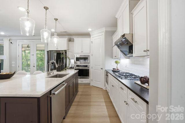 7203 Bellera Court, Charlotte, NC 28277