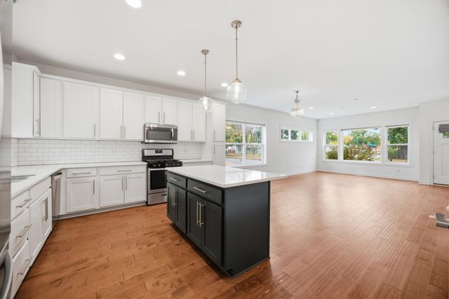 5053 Girard Avenue N, Minneapolis, MN 55430