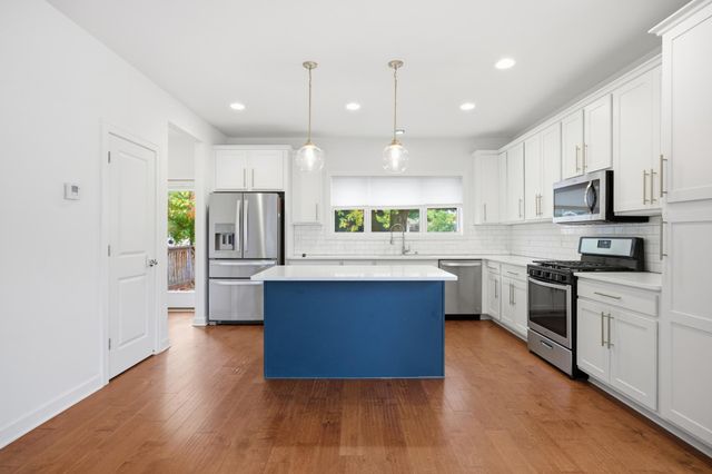 5053 Girard Avenue N, Minneapolis, MN 55430