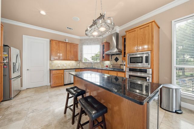 9111 Cliffside, Grand Prairie, TX 75104