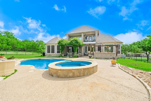 9111 Cliffside, Grand Prairie, TX 75104