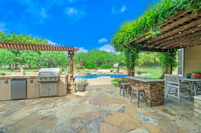 9111 Cliffside, Grand Prairie, TX 75104