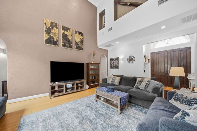 9111 Cliffside, Grand Prairie, TX 75104