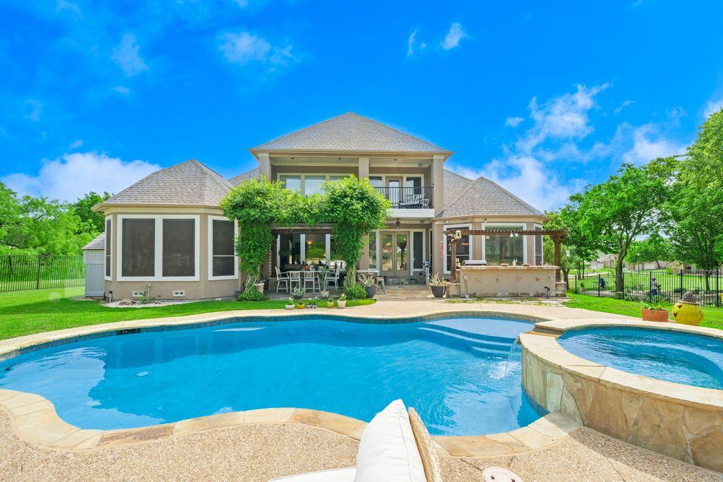 9111 Cliffside, Grand Prairie, TX 75104