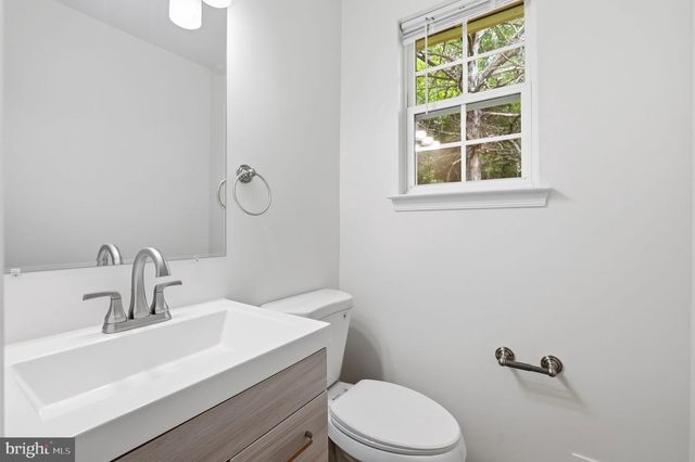 9113 BRAMBLE BUSH CT, Gaithersburg, MD 20879