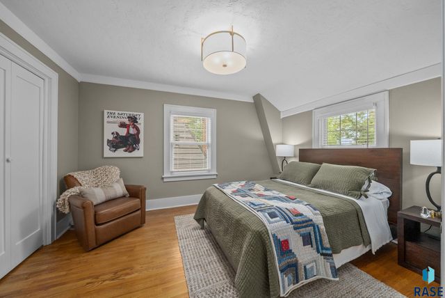 605 E 21st St Street, Sioux Falls, SD 57105