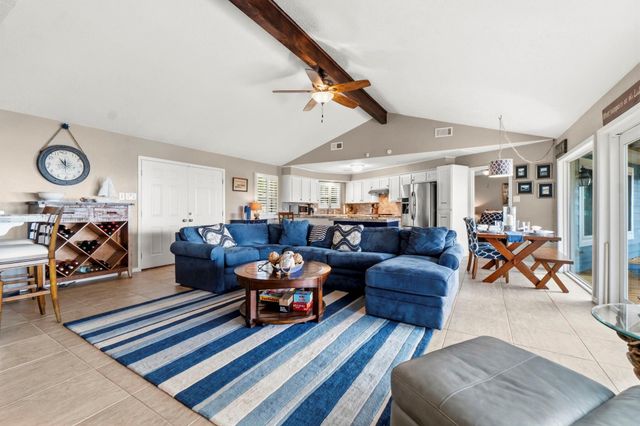151 Lakeview Drive, Point Blank, TX 77364