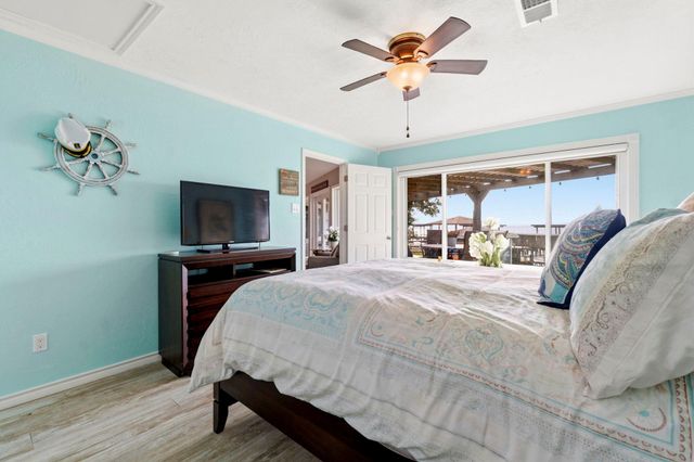 151 Lakeview Drive, Point Blank, TX 77364