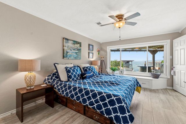 151 Lakeview Drive, Point Blank, TX 77364
