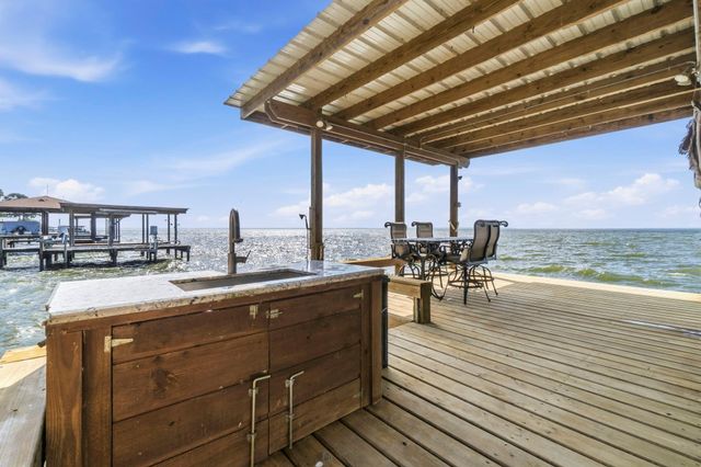 151 Lakeview Drive, Point Blank, TX 77364