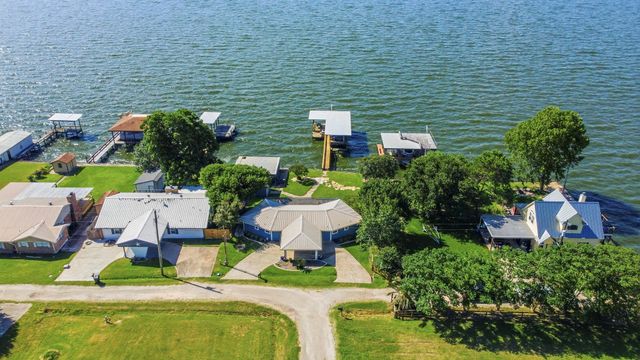 151 Lakeview Drive, Point Blank, TX 77364