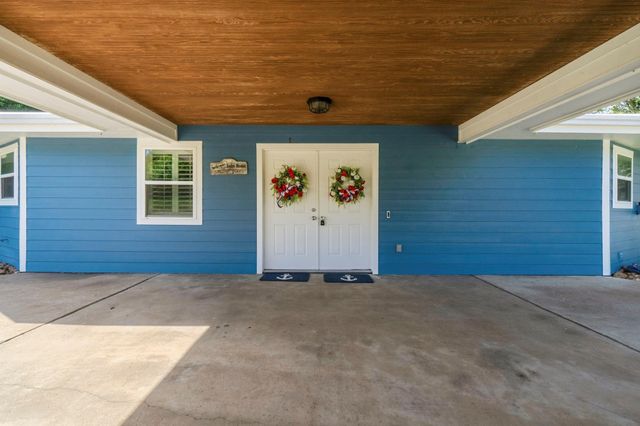 151 Lakeview Drive, Point Blank, TX 77364