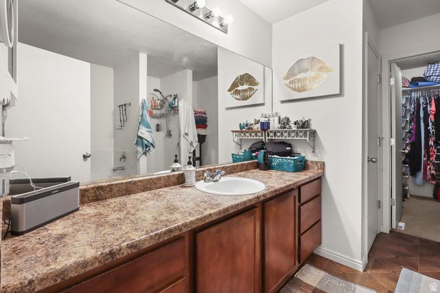 1101 E SEARLE LN, Eagle Mountain, UT 84005