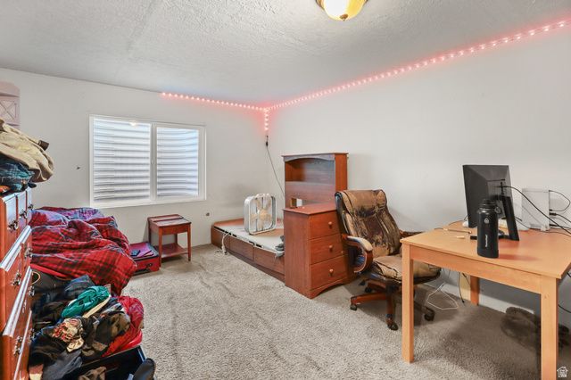 1101 E SEARLE LN, Eagle Mountain, UT 84005
