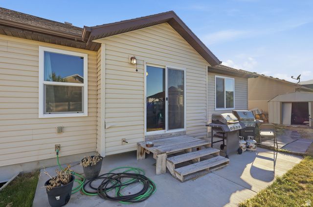 1101 E SEARLE LN, Eagle Mountain, UT 84005