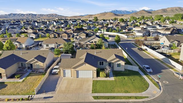 1101 E SEARLE LN, Eagle Mountain, UT 84005