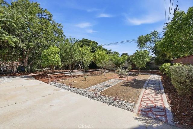 10332 Cayuga Avenue, Pacoima, CA 91331