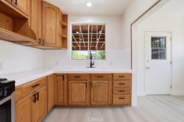 10332 Cayuga Avenue, Pacoima, CA 91331