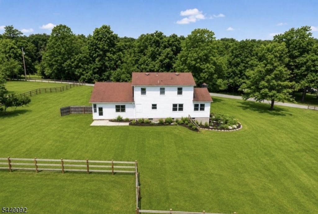 166 Mudtown Rd, Wantage Twp., NJ 07461 — photo 3