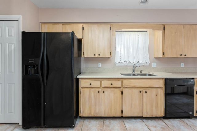 303 Reynoso Ave, St Simons Island, GA 31522