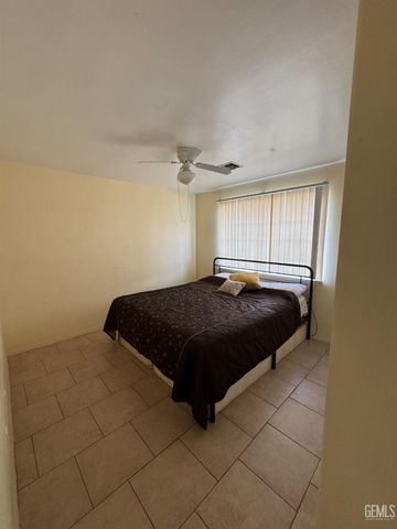 11119 Quadrille Court, Bakersfield, CA 93312