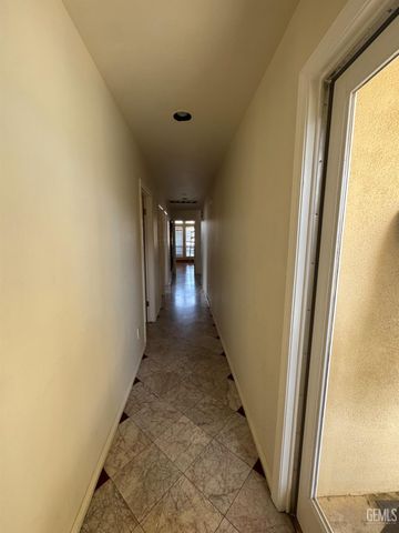 11119 Quadrille Court, Bakersfield, CA 93312