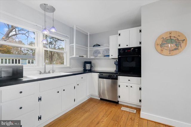 110 YEWELL RD, Queenstown, MD 21658