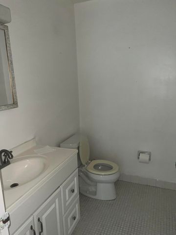 1151 Carlton Court 103, Fort Pierce, FL 34949