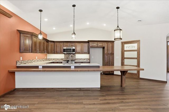 1584 S Birch Lake Drive, Big Lake, AK 99652