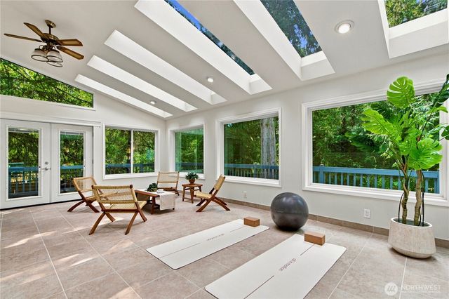 2022 227th Avenue NE, Sammamish, WA 98074