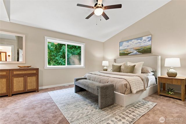 2022 227th Avenue NE, Sammamish, WA 98074
