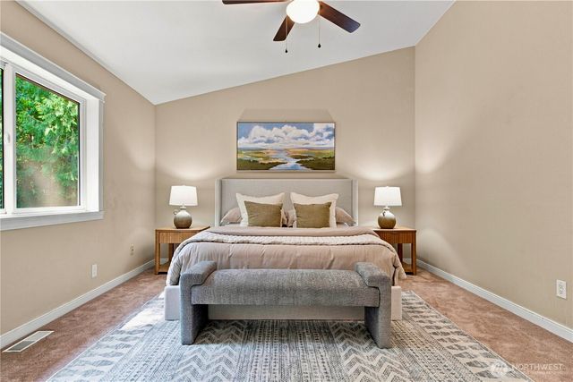 2022 227th Avenue NE, Sammamish, WA 98074